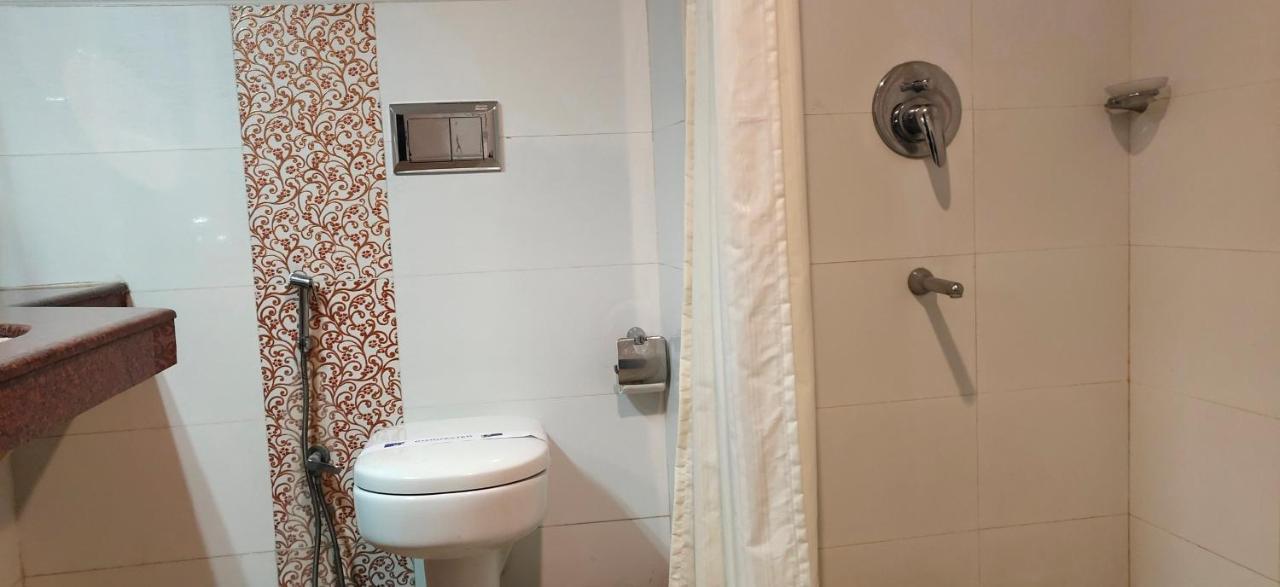 Hotel Saptagiri Haiderabad Buitenkant foto