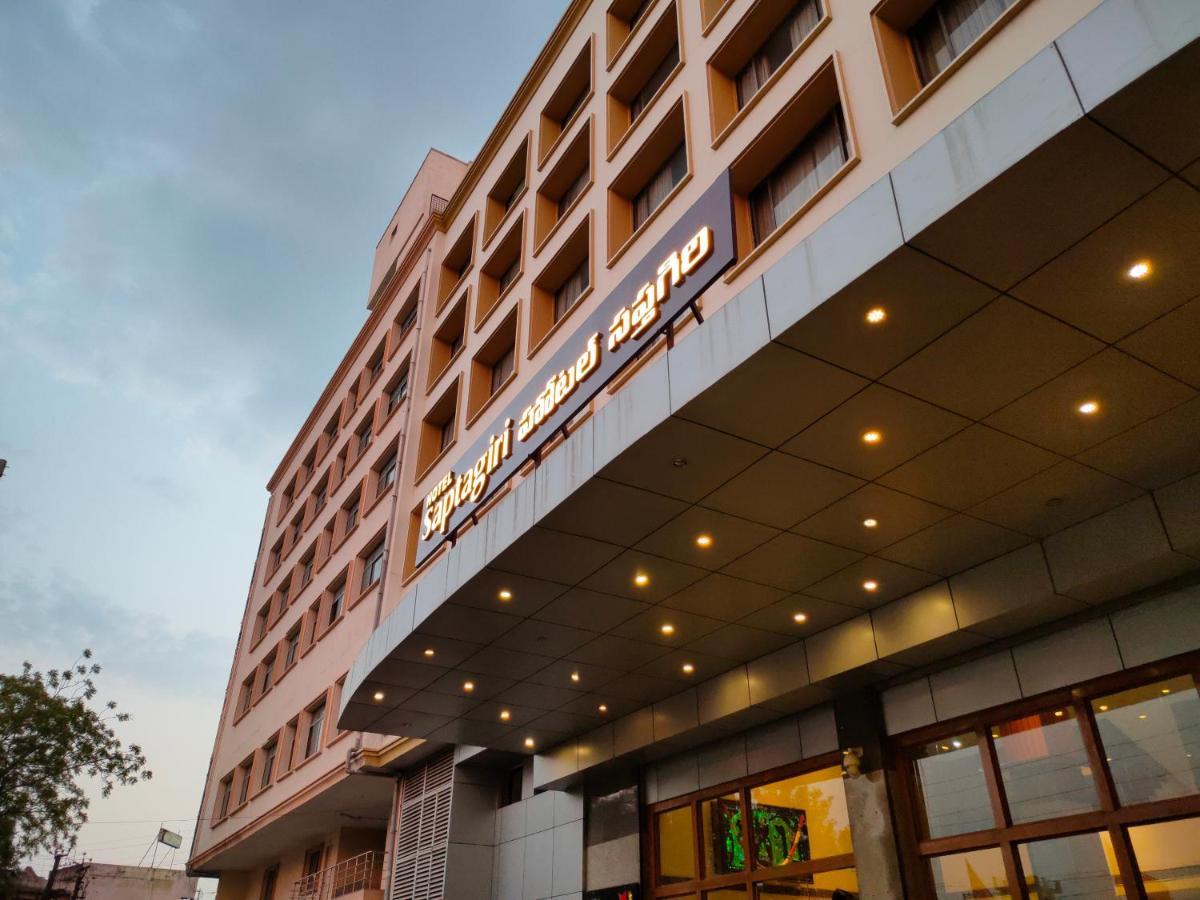 Hotel Saptagiri Haiderabad Buitenkant foto