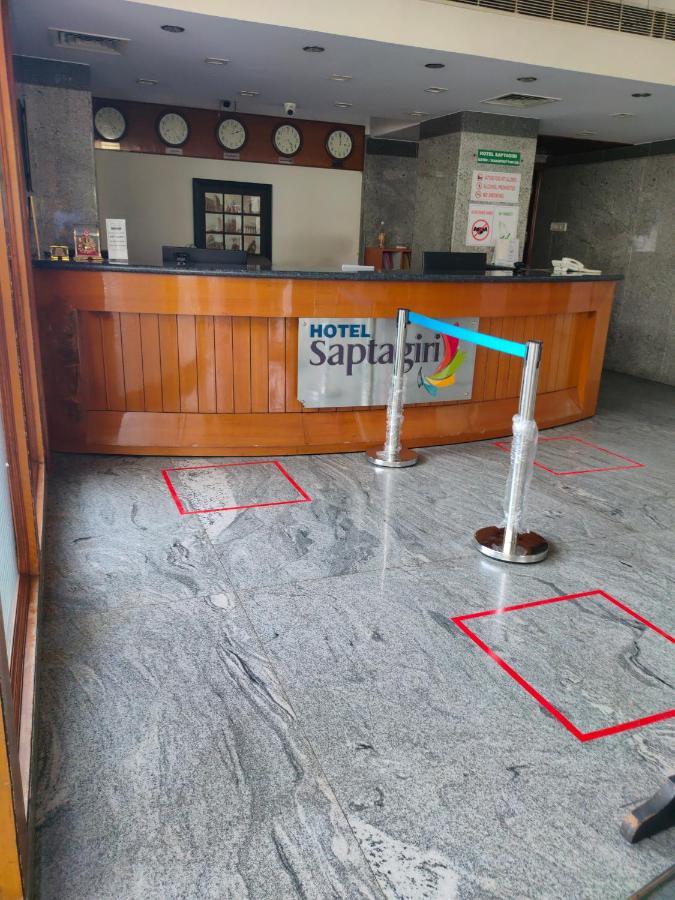 Hotel Saptagiri Haiderabad Buitenkant foto