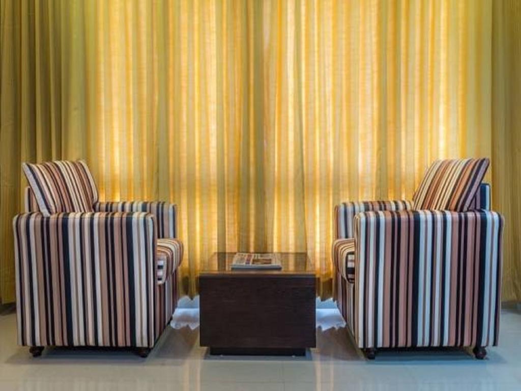 Hotel Saptagiri Haiderabad Kamer foto